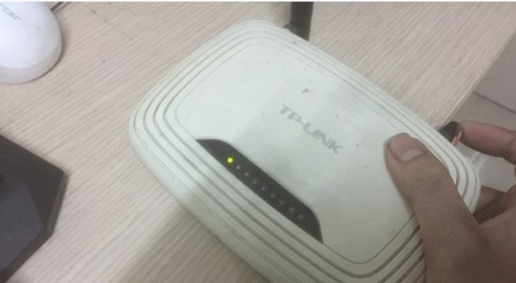 Bước 2: Reset về mặc định để tránh xung đột cấu hình cũ